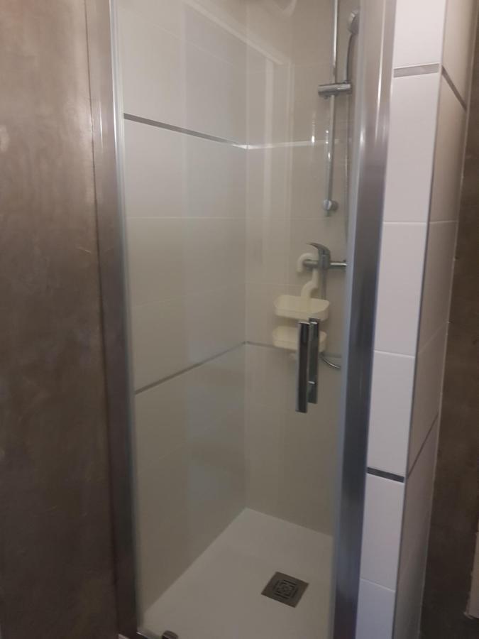 Studio Climatise Classe 2 Dans Marina Proche Mer Et Etang - Lit Wifi Fibre Et Parking Prive سُت المظهر الخارجي الصورة