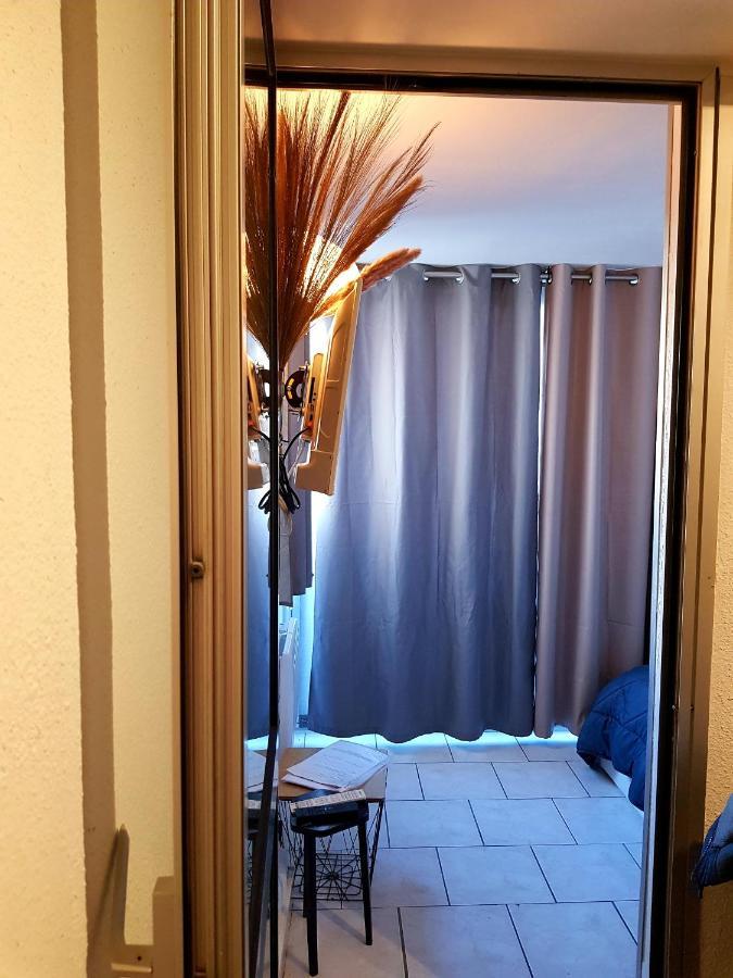 Studio Climatise Classe 2 Dans Marina Proche Mer Et Etang - Lit Wifi Fibre Et Parking Prive سُت المظهر الخارجي الصورة